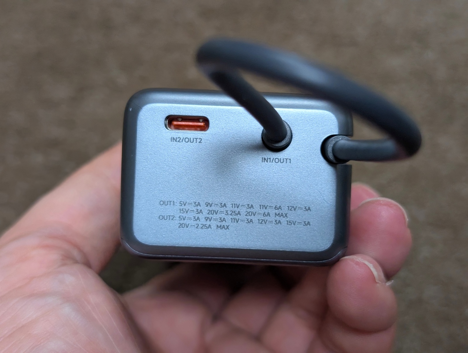 天面のUSB-Cポートと入出力仕様