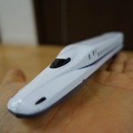 【レビュー】モバイルバッテリーなのに電車模型?「もちてつ!東海道新幹線N700A JR東海(3000mAh)」を使ってみた